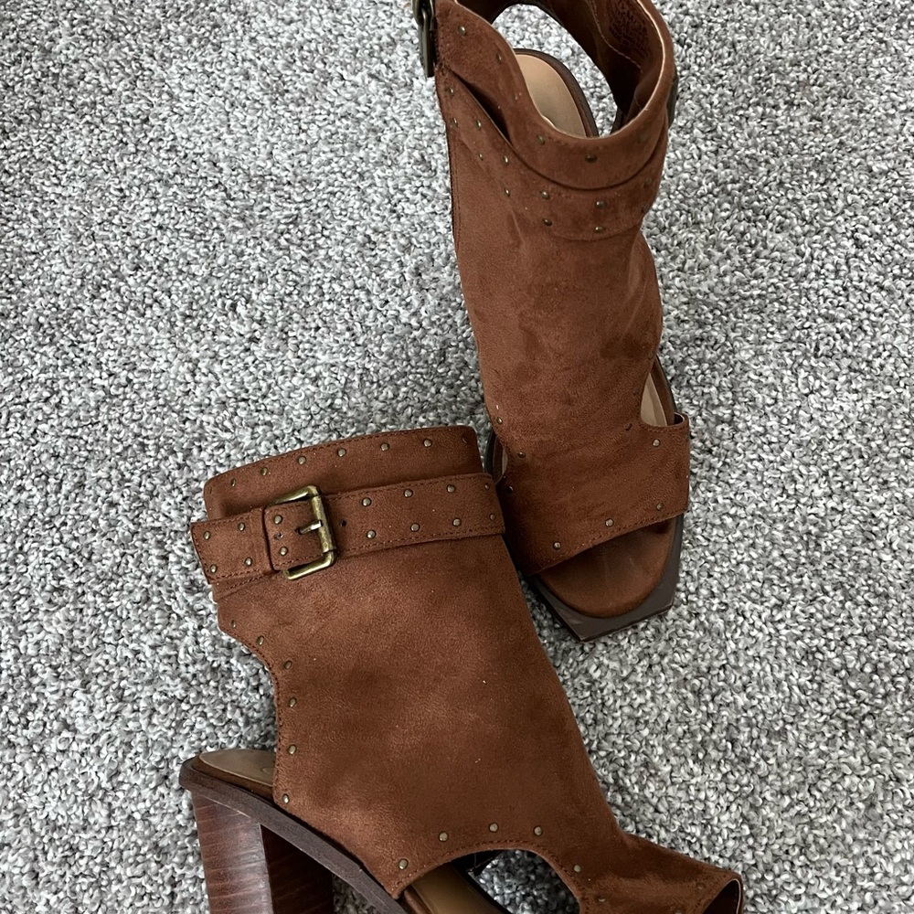 Jessica Simpson Brown Suede Women's Heeled Sandals - Picture 2 of 5